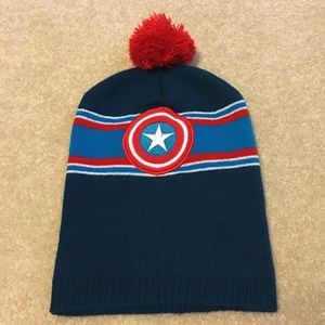 NWOT Marvel Captain America hat/toboggan OSFM